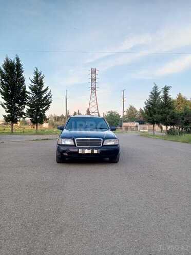 Mercedes C 180 1995, 257,000 km - 1.8 l - Masallı