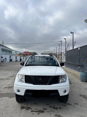 Nissan Navara 2015, 248,000 km - 2.5 l - Bakı