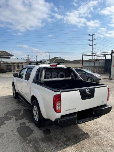 Nissan Navara 2015, 248,000 km - 2.5 l - Bakı