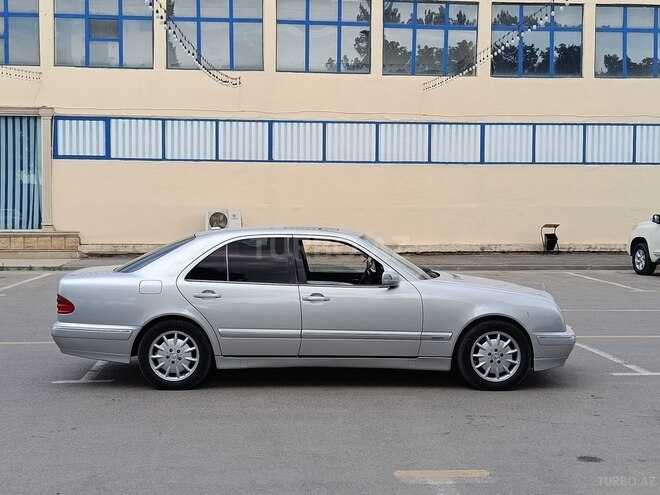 Mercedes E 240 1999, 550,000 km - 2.4 l - Şirvan