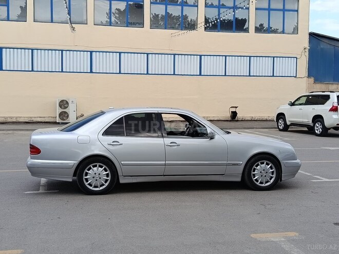 Mercedes E 240 1999, 550,000 km - 2.4 l - Şirvan