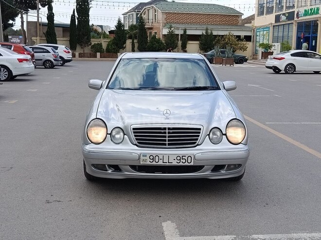 Mercedes E 240 1999, 550,000 km - 2.4 l - Şirvan