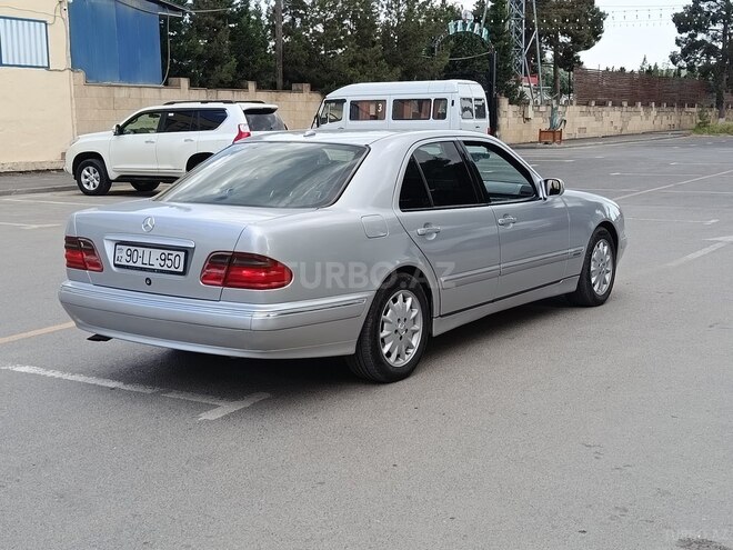 Mercedes E 240 1999, 550,000 km - 2.4 l - Şirvan