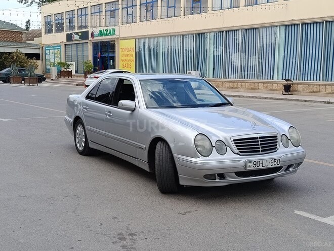 Mercedes E 240 1999, 550,000 km - 2.4 l - Şirvan