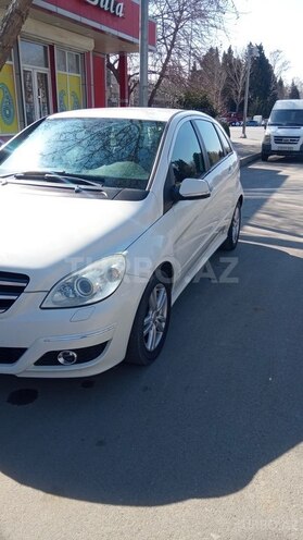 Mercedes B 180 2009, 147,542 km - 1.7 l - Mingəçevir