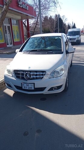 Mercedes B 180 2009, 147,542 km - 1.7 l - Mingəçevir