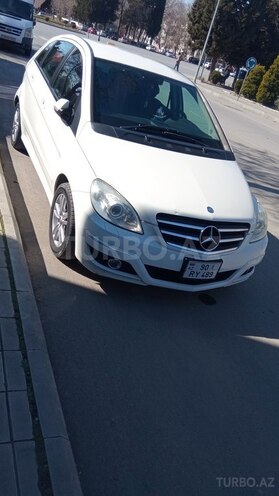 Mercedes B 180 2009, 147,542 km - 1.7 l - Mingəçevir