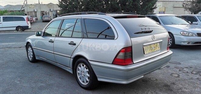 Mercedes C 240 1999, 243,000 km - 2.4 л - Sumqayıt