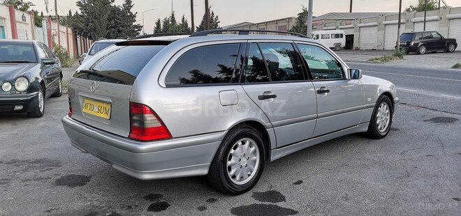 Mercedes C 240 1999, 243,000 km - 2.4 л - Sumqayıt