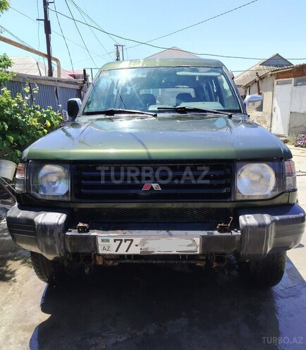 Mitsubishi Pajero 1996, 300,000 km - 2.8 l - Bakı