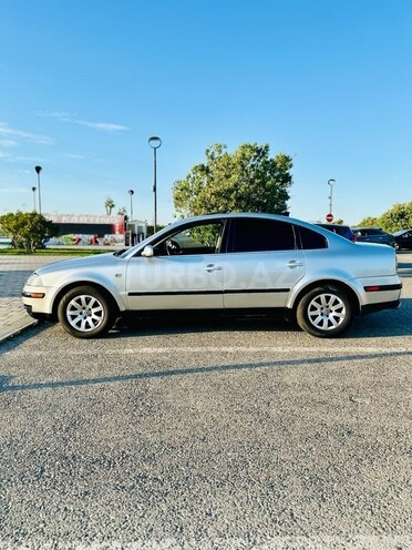 Volkswagen Passat 2001, 225,520 km - 1.8 l - Bakı