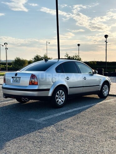 Volkswagen Passat 2001, 225,520 km - 1.8 l - Bakı