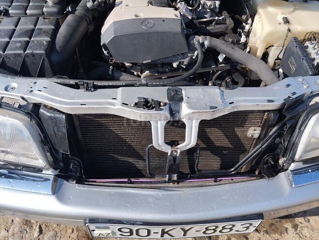 Mercedes C 200 2000, 372,232 km - 2.0 l - Salyan
