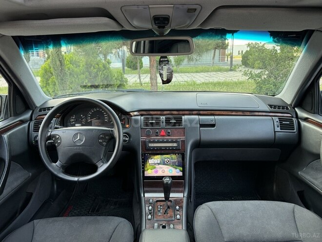 Mercedes E 220 d 2000, 360,000 km - 2.2 l - Sabirabad