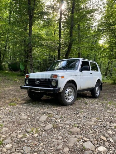 LADA (VAZ) Niva 2015, 146,000 km - 1.7 l - Quba