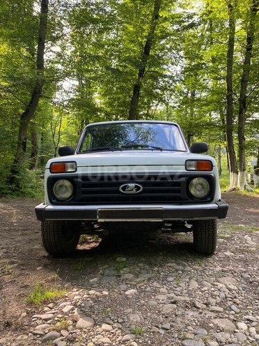 LADA (VAZ) Niva 2015, 146,000 km - 1.7 l - Quba