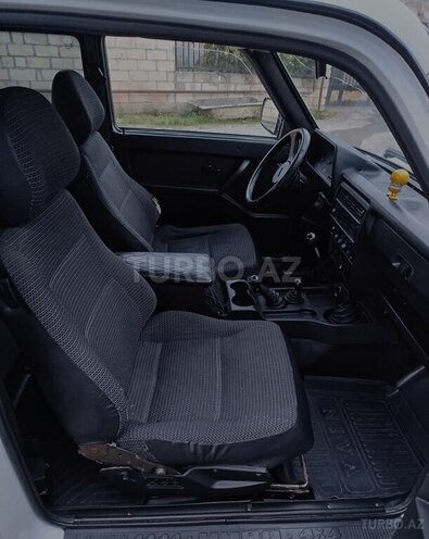 LADA (VAZ) Niva 2015, 146,000 km - 1.7 l - Quba