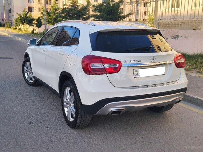 Mercedes GLA 250 2016, 136,794 km - 2.0 l - Bakı