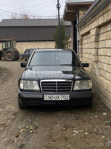 Mercedes E 220 1993, 486,000 km - 2.2 l - Kürdəmir