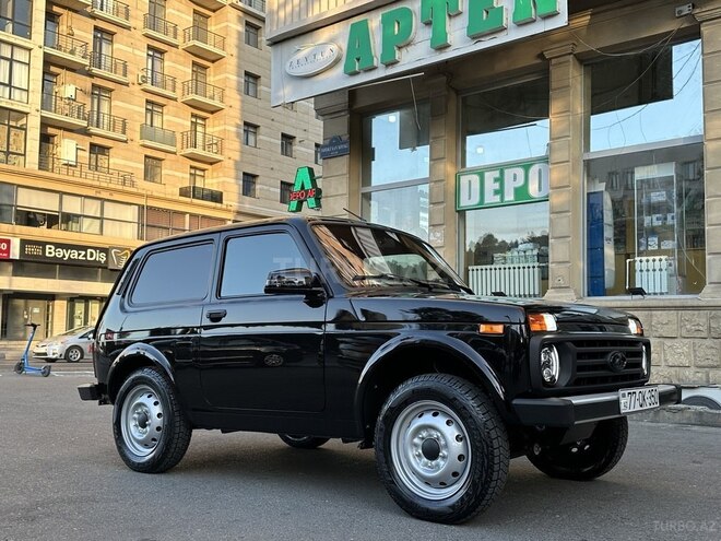LADA (VAZ) Niva 2025, 3,800 km - 1.7 л - Bakı