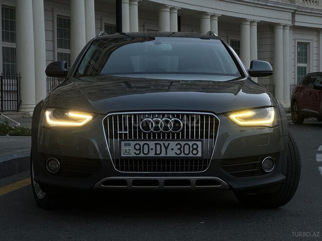 Audi A4 2013, 142,000 km - 2.0 l - Bakı