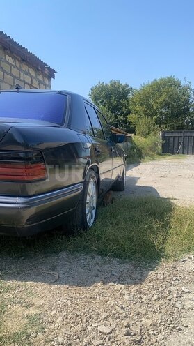 Mercedes E 220 1993, 486,000 km - 2.2 l - Kürdəmir