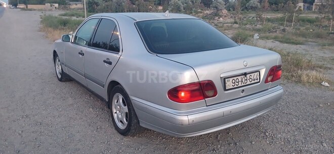 Mercedes E 220 d 1997, 234,123 km - 2.2 l - Sumqayıt