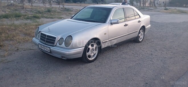 Mercedes E 220 d 1997, 234,123 km - 2.2 l - Sumqayıt