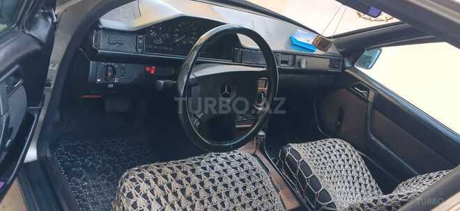 Mercedes E 230 1986, 486,809 km - 2.3 l - Sumqayıt
