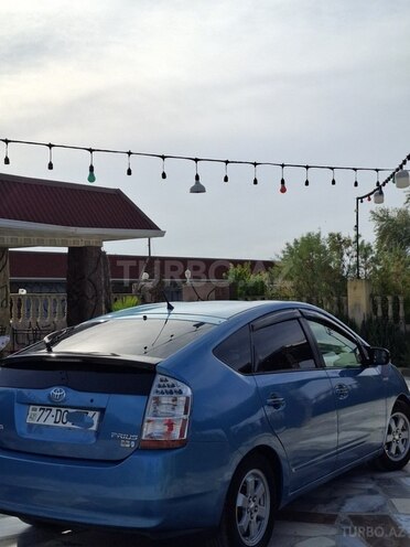 Toyota Prius 2007, 315,000 km - 1.5 l - Salyan
