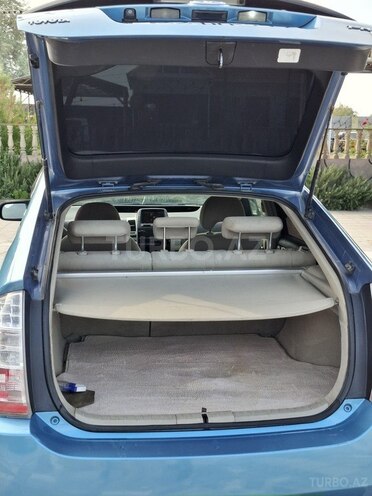 Toyota Prius 2007, 315,000 km - 1.5 l - Salyan