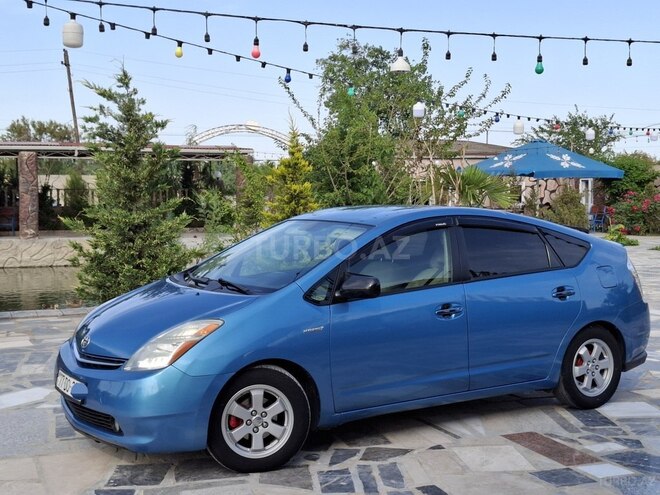 Toyota Prius 2007, 315,000 km - 1.5 l - Salyan
