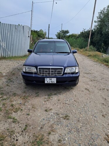 Mercedes C 230 1998, 406,000 km - 2.3 l - Bakı