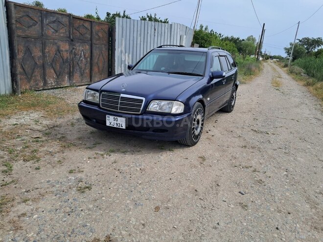 Mercedes C 230 1998, 406,000 km - 2.3 l - Bakı