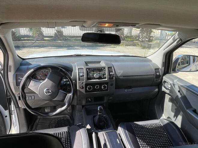 Nissan Navara 2013, 260,000 km - 2.5 l - Bakı