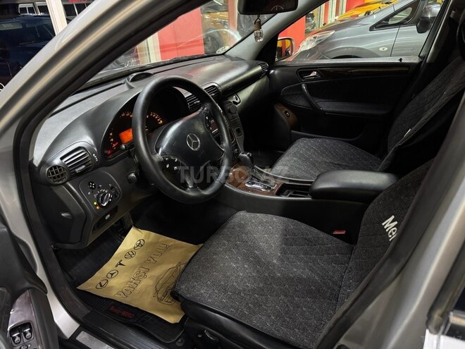 Mercedes C 240 2001, 254,000 km - 2.4 l - Sumqayıt