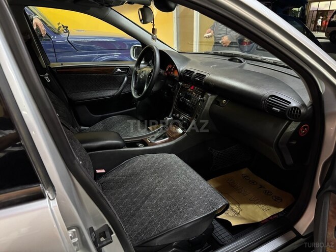 Mercedes C 240 2001, 254,000 km - 2.4 l - Sumqayıt