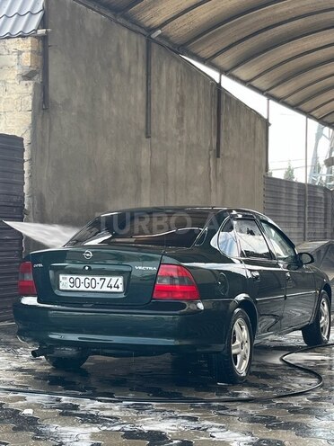 Opel Vectra 1998, 330,000 km - 2.0 l - Gəncə