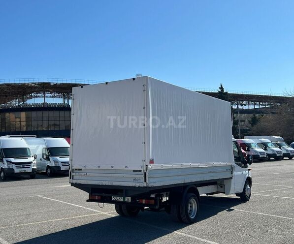 Ford Transit 2009, 186,000 km - 2.4 l - Sabirabad