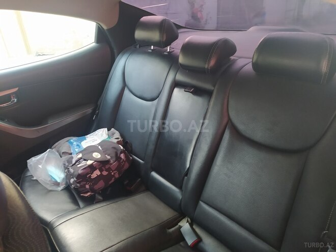Hyundai Avante 2011, 227,000 km - 1.6 l - Tovuz