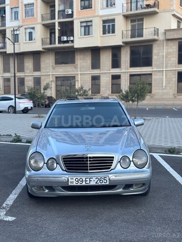 Mercedes E 240 2001, 350,000 km - 2.6 l - Sumqayıt
