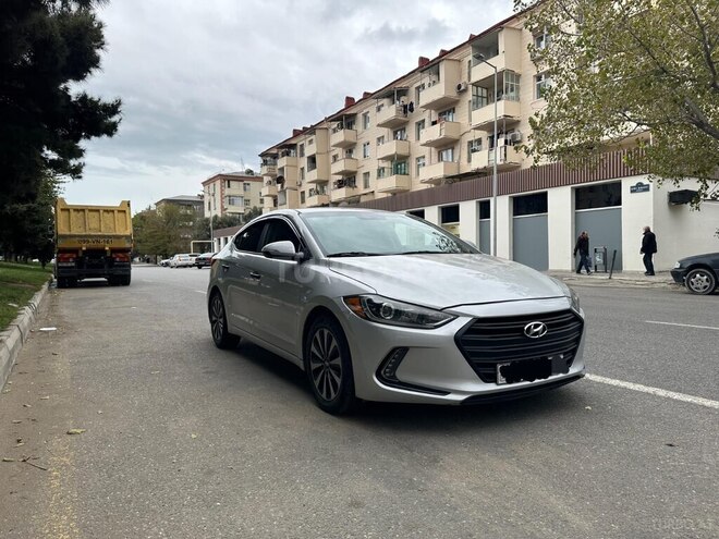 Hyundai Elantra 2018, 111,000 km - 2.0 l - Bakı