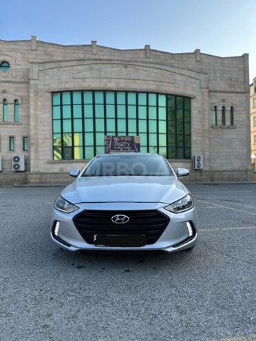 Hyundai Elantra 2018, 111,000 km - 2.0 l - Bakı