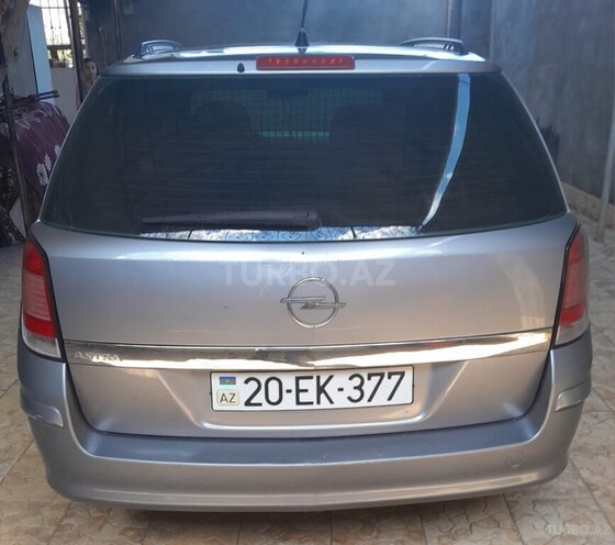 Opel Astra 2005, 250,000 km - 1.4 л - Gəncə