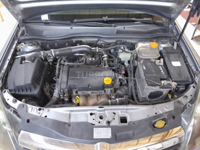 Opel Astra 2005, 250,000 km - 1.4 л - Gəncə