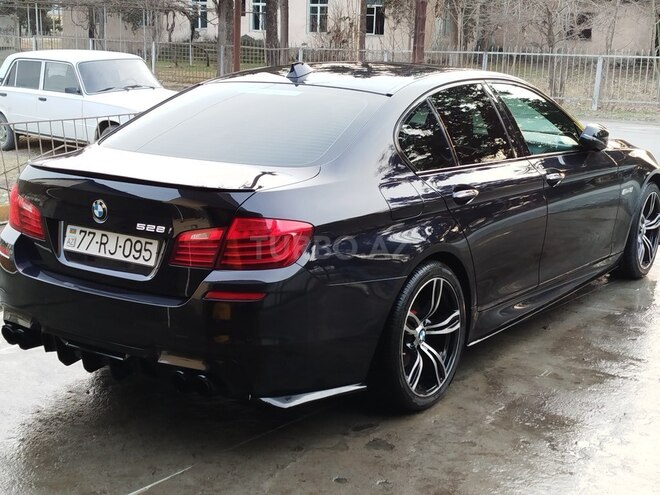 BMW 528 2015, 190,000 km - 2.0 l - Qax