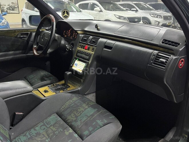 Mercedes E 230 1997, 613,110 km - 2.3 l - Sumqayıt