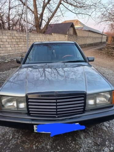 Mercedes 190 1991, 265,000 km - 1.8 l - Qəbələ