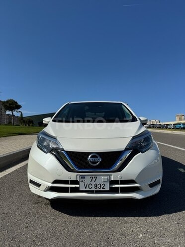 Nissan Note-1