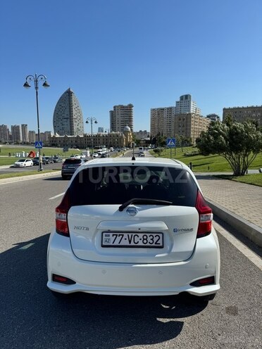 Nissan Note-10